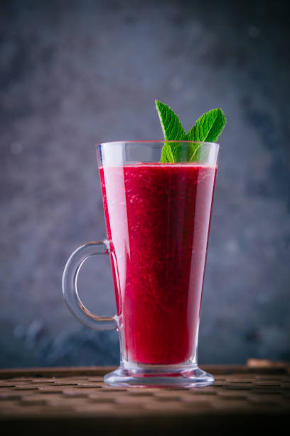 healthy detox beet smoothie with chia seeds