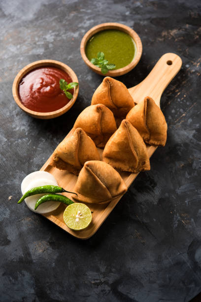 क्या समोसा खाने से कैंसर हो सकता है