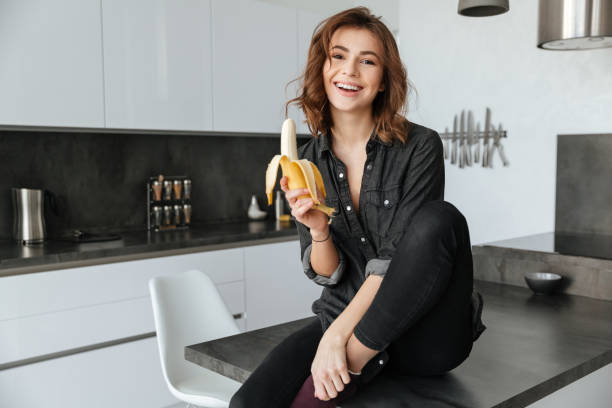 Banana benefits: 8 reasons to eat 1 banana every day