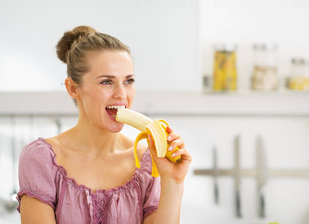 Banana benefits: 8 reasons to eat 1 banana every day
