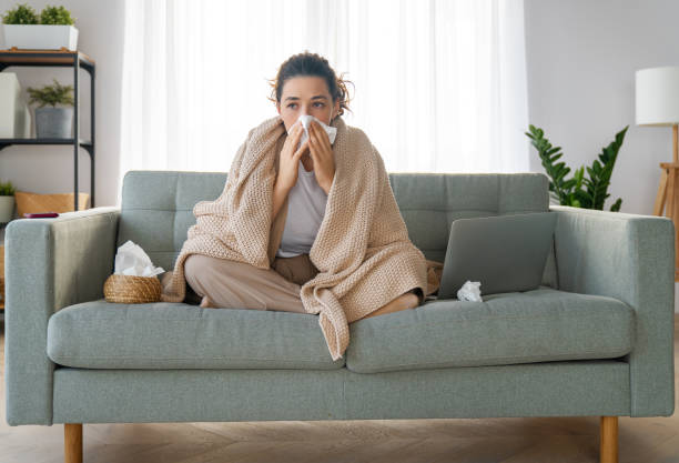 Tired of catching every cold, cough, or seasonal flu that comes your way? Pumpkin seeds might just be your immunity’s secret weapon. Packed with zinc and antioxidants, they work like a protective shield against harmful germs.