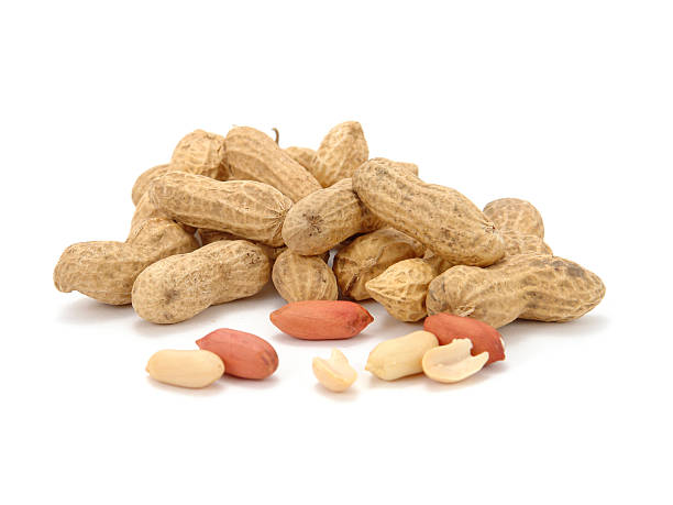 8 Proven Health Benefits of Peanuts